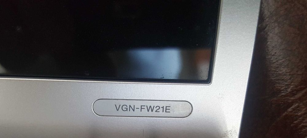 Pc portátil Sony Vaio VGN-FW21E - com avaria - para peças