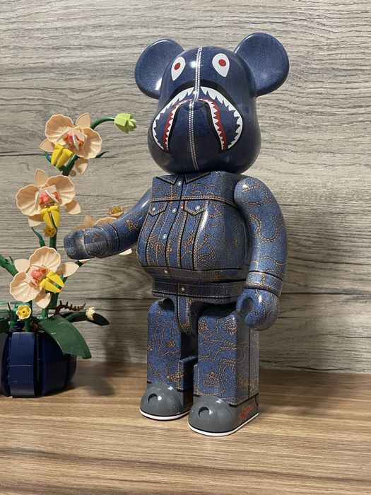 BearBrick Levis 400%