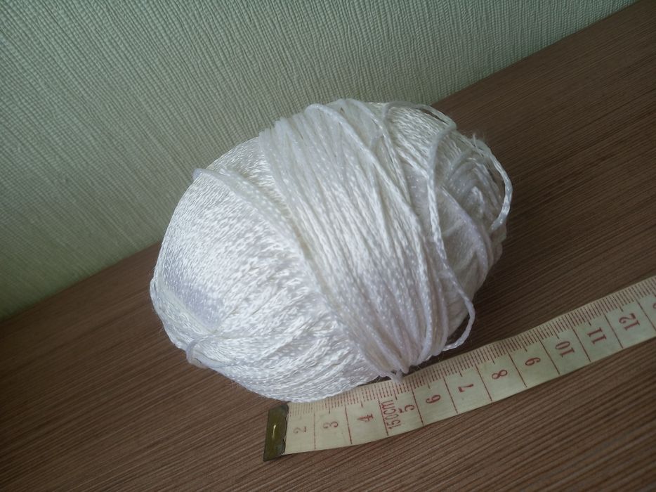 Остатки белой пряжи