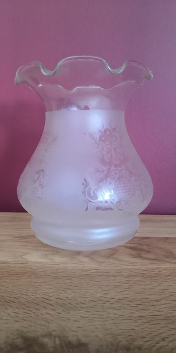 1 tulipa - vidro - para candeeiro