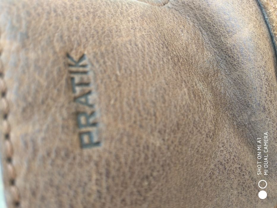 Botas tacão em pele