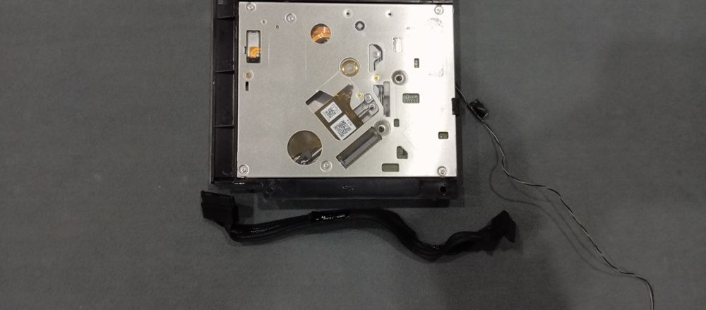 Sony DVD/CD Disc Player64751068576259123