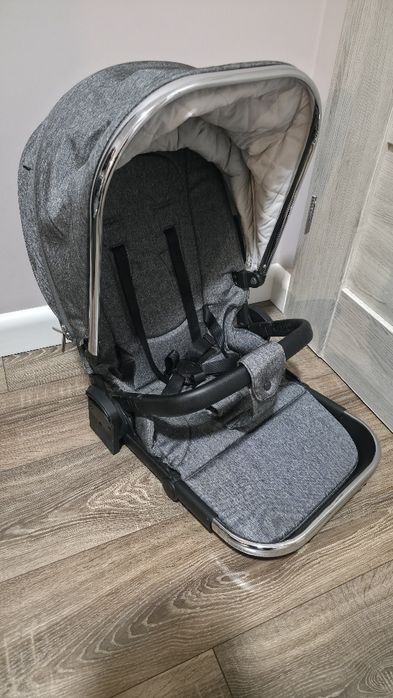 Wózek 2w1 Venicci Tinum + nosidełko