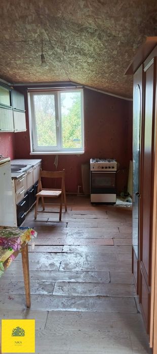 Здається частина будинку 5000грн.
