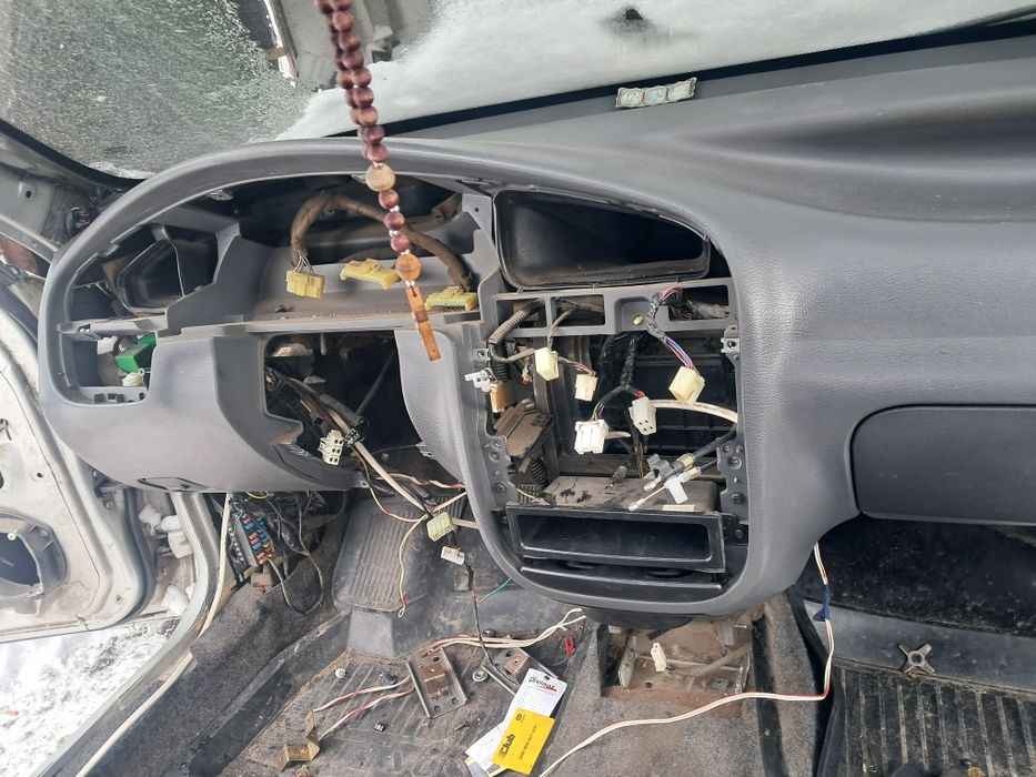 Продам панель Ланос.