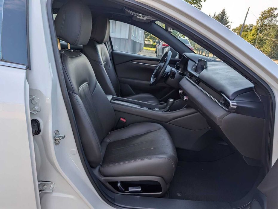 Mazda 6 Signature      2018