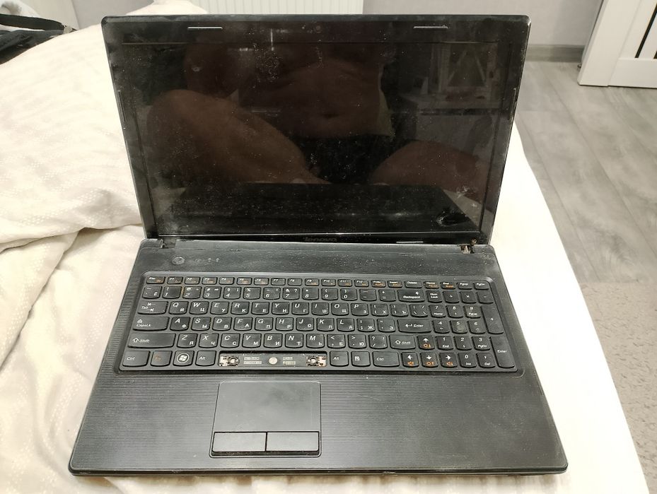 Продам ноутбук на запчасти