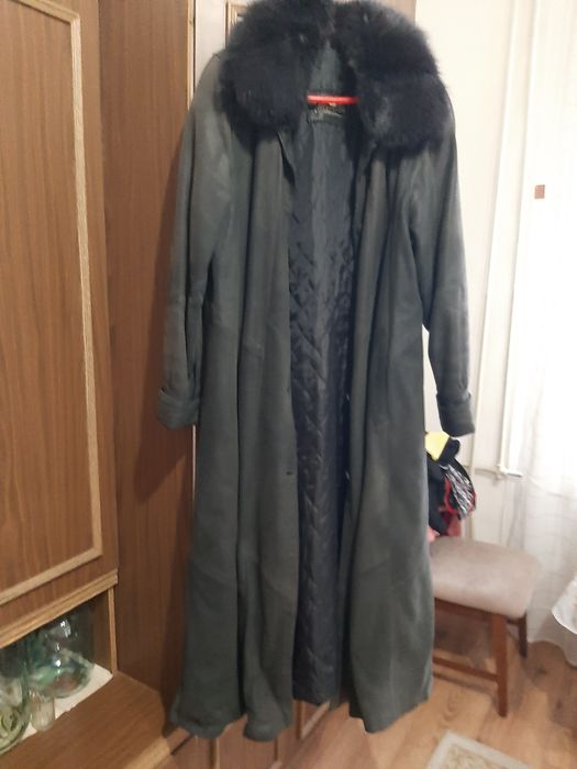 Продам кожаный плащ разм 52-54