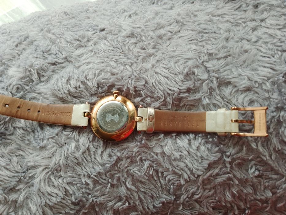 Ted Baker Andrea zegarek damski
mechanizm: kwarcowy
rodzaj: an
