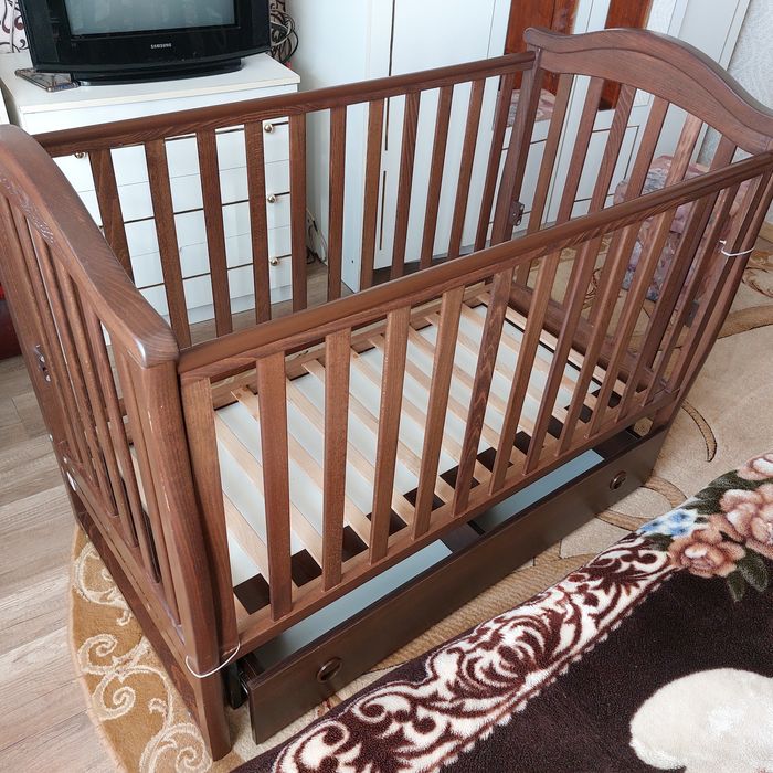 Дитяче ліжечко Veres