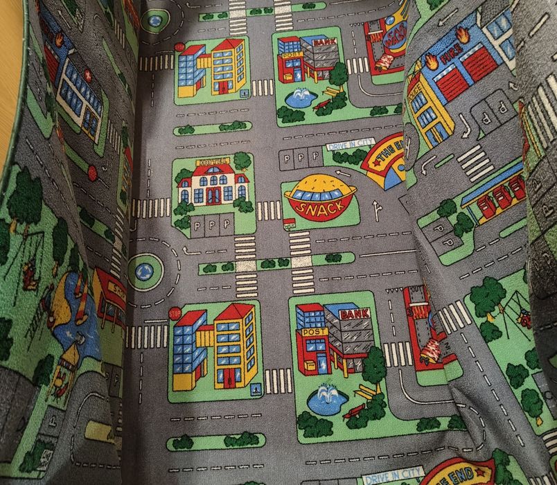 Ковер в гарному стані  250 х 330 см