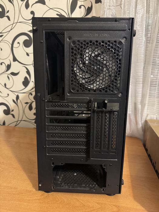 Корпус пк Gamedias +2 rgb вентилятора