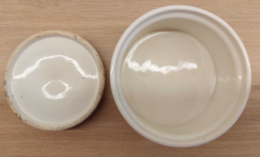 Piękna cukiernica fajansowa Włocławek – klasyka PRL, kobalt