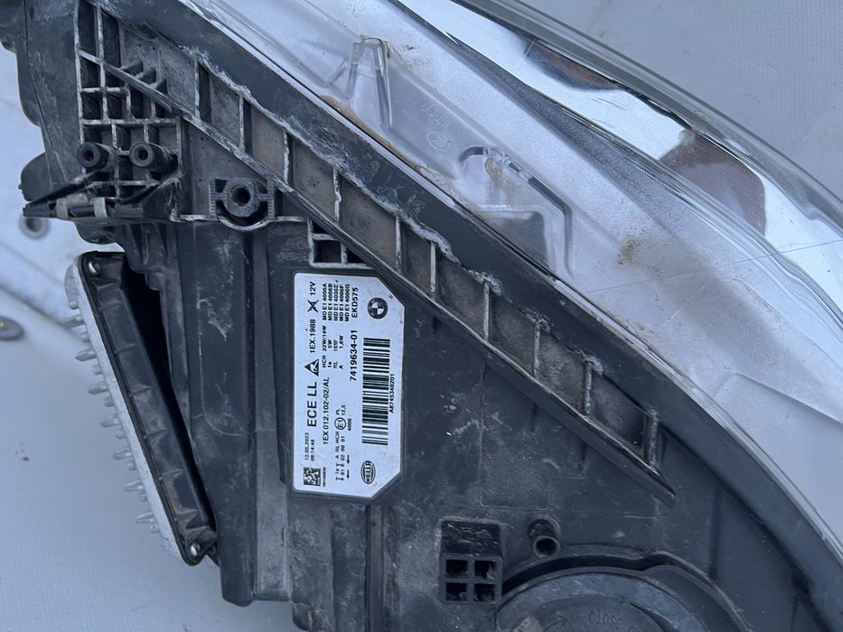 Фара передня права лед bmw f30 f31