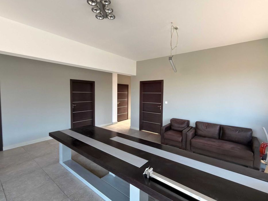 Do wynajęcia Biuro z Dużym Placem !!! IGOŁOMSKA   25 000 zł brutto