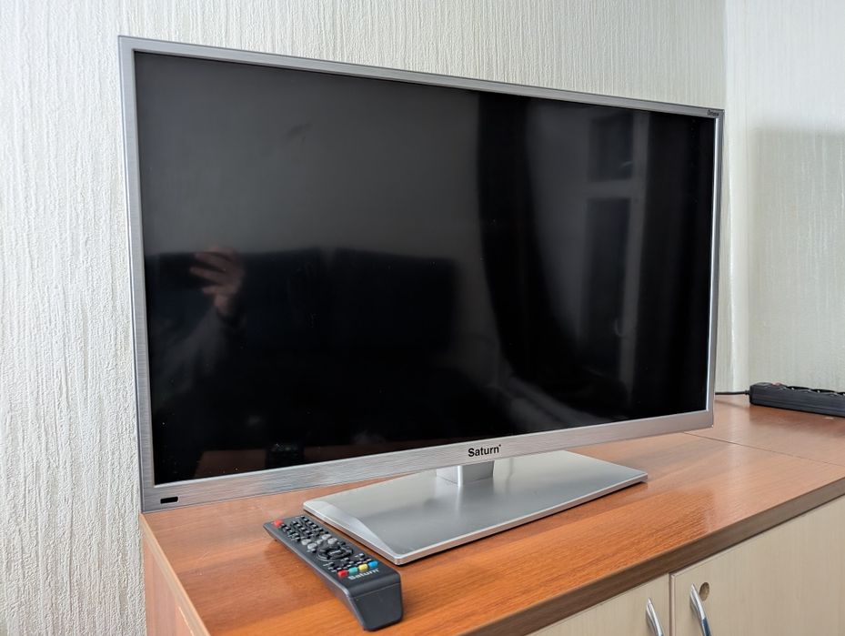 Телевізор Saturn 32"