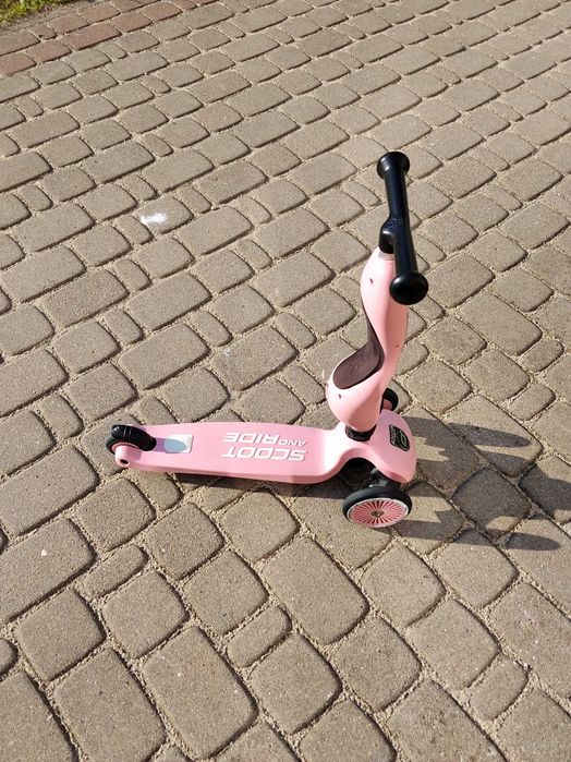 Hulajnoga Scoot and Ride różowa kask