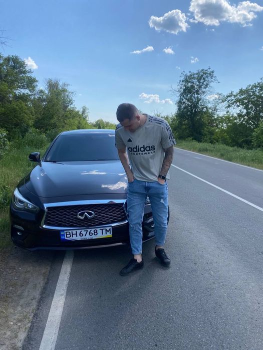 Продам авто, infiniti q50