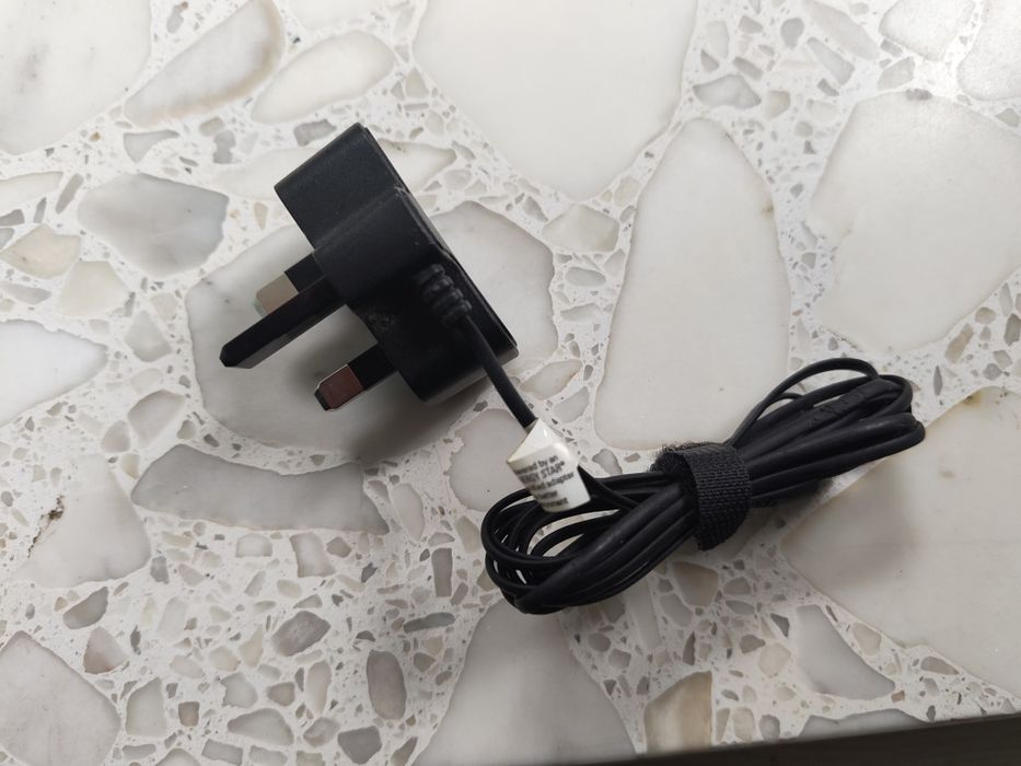 Ładowarka Nokia AC-5X – oryginalna, używana, wtyczka UK + adapter PL