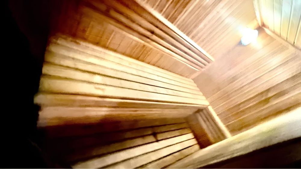 Cдам посучточно уютный дом 4 спальни бассейн сауна 13 фонтана рыба)