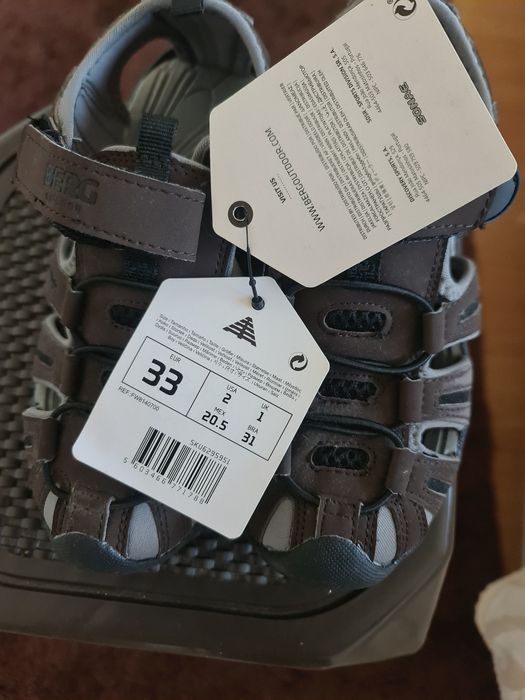 Vendo sandalias novas da marca berg