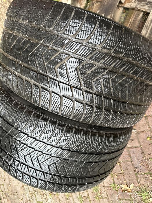 Шини зима 22 рік 315/35 R20 Pirelli резина задня