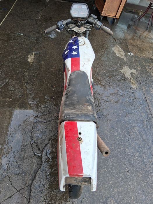 Motorizada Susuki wolf