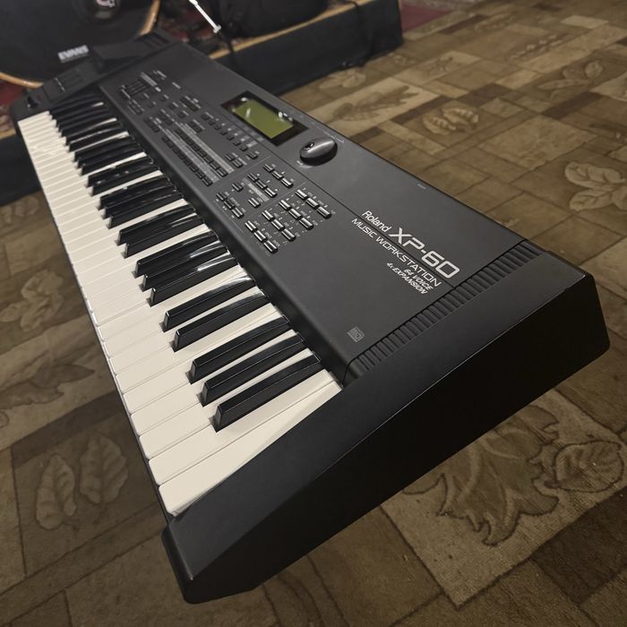 Продам робочу станцію Roland XP-60