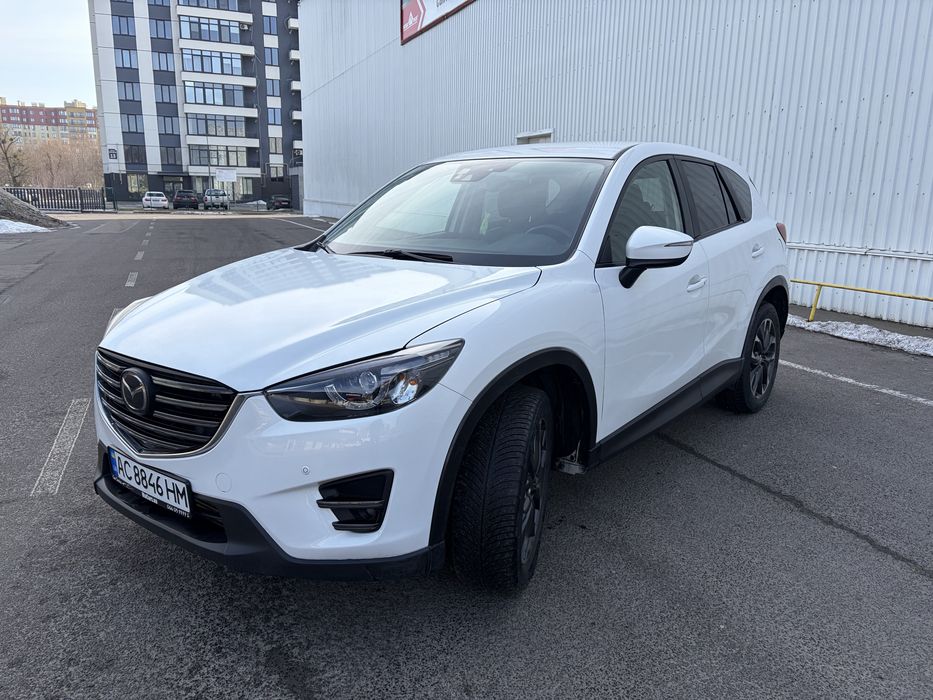 Мазда СХ-5 2015 року