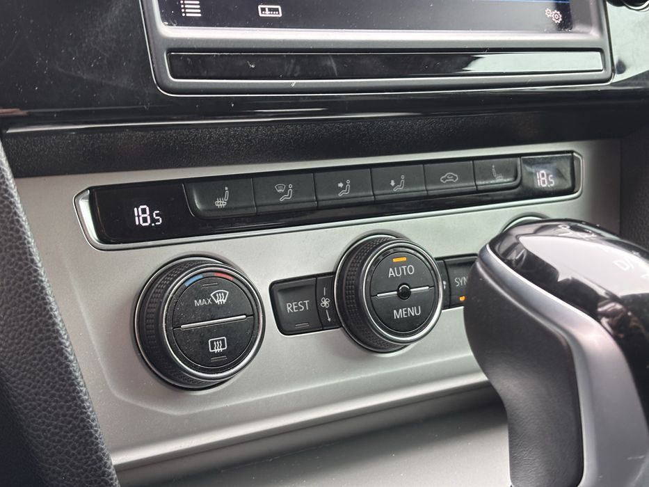 Volkswagen passat black edition