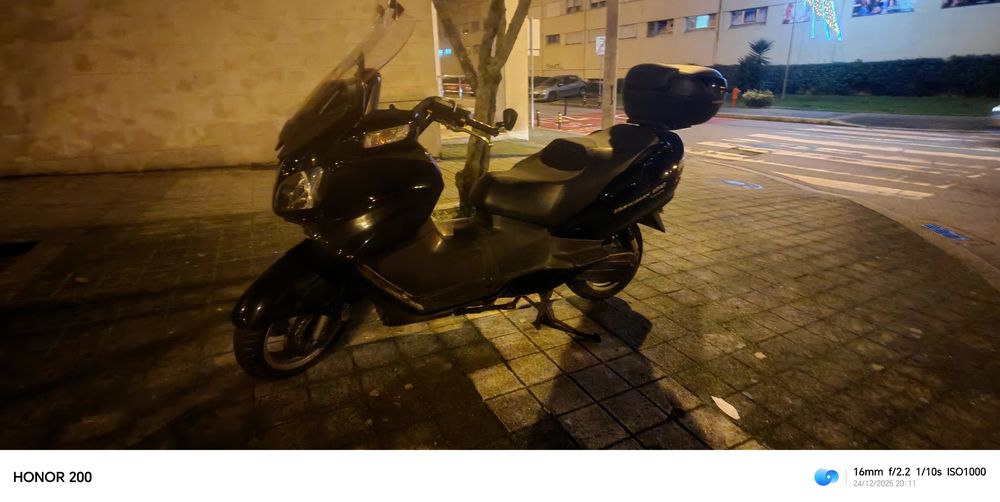 Suzuki Burgman 650 Executive