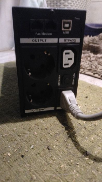 ДБЖ VP-1000-LCD срочно