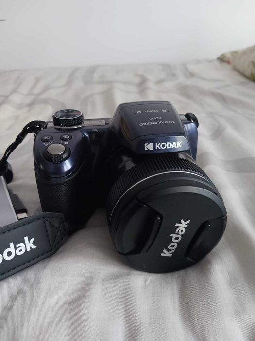 Máquina Fotográfica Kodak PixPro AZ528 -Azul (NOVA)