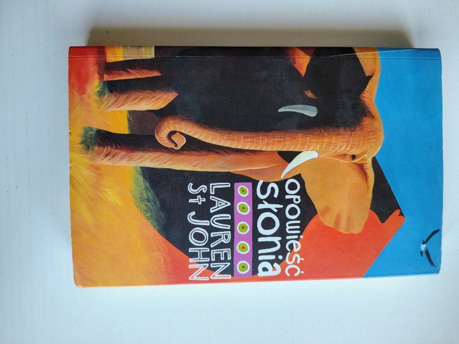 Opowieść słonia Lauren St John