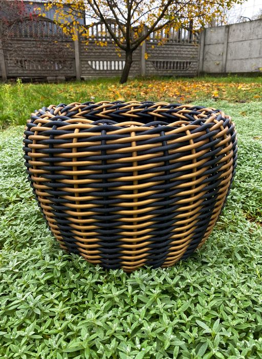 Кашпо из ротанга тигровое на 12 л чёрное с золотом ручная работа