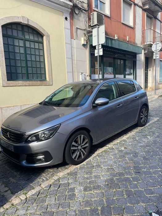 Peugeot 308 Ano - 2020, muito bem conservado!
