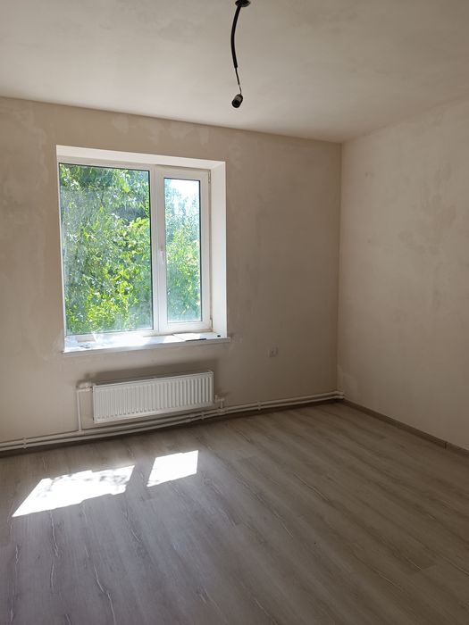 Продам частину будинку в селищі Єрки