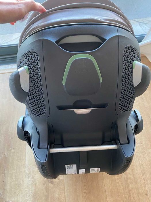Cybex Cloud G-i-Size – Como Novo