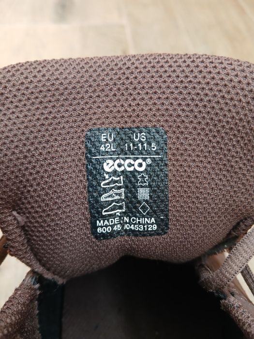 Кросівки, туфлі  ECCO р 42 (28 см) ц 1600 гр орігінал, шкіра, добрий стан