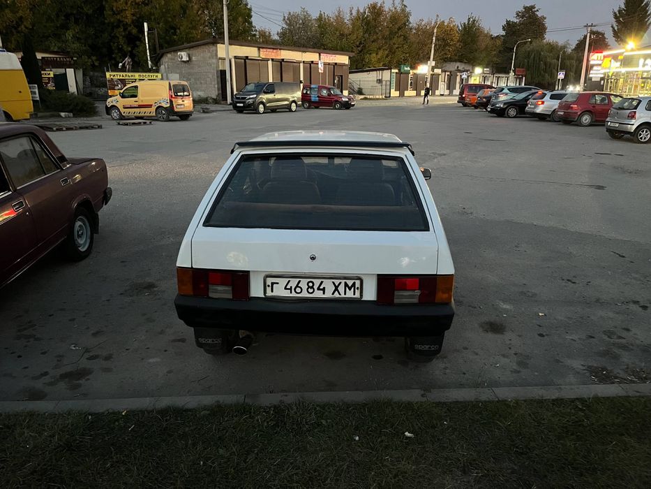 ВАЗ/Lada 2180 1988