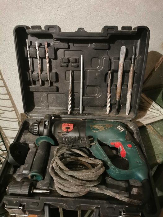 Martelo perfurador/demolidor