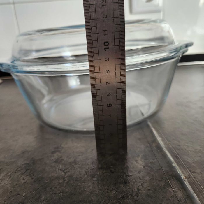 Tigela de vidro com tampa 22cm
