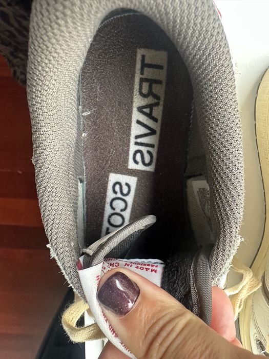 Nike Travis Scott 40 castanhas/beges