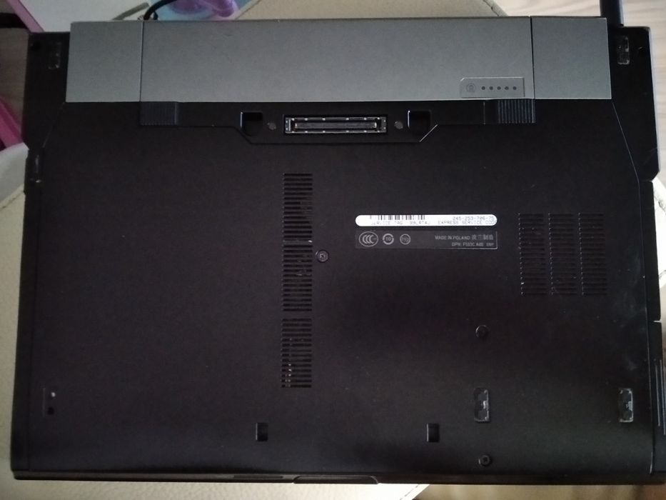 Продам ноутбук Dell latitude E6400