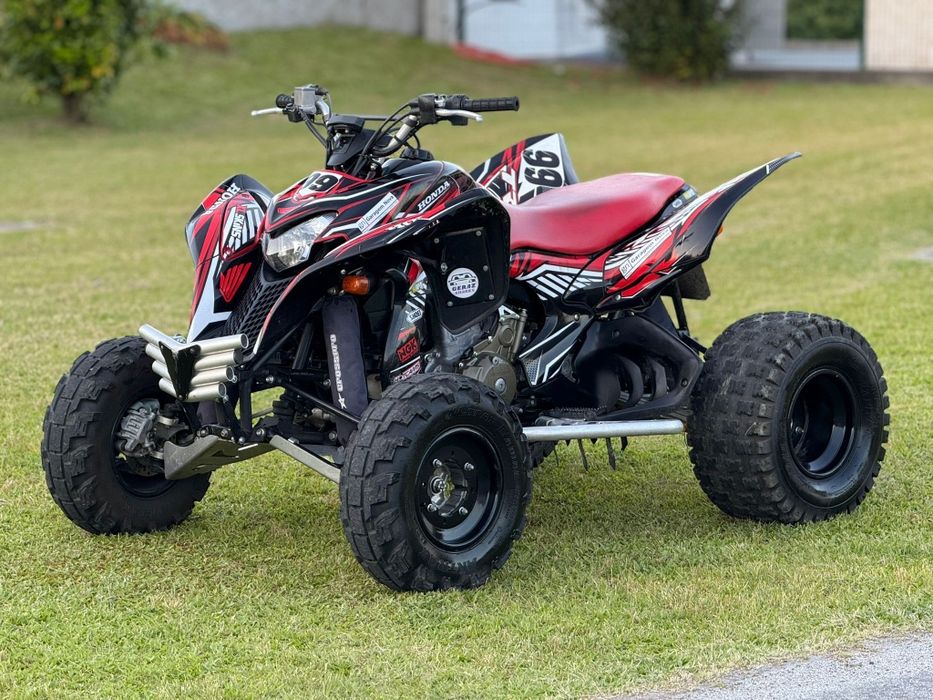 Honda Trx 700 como nova