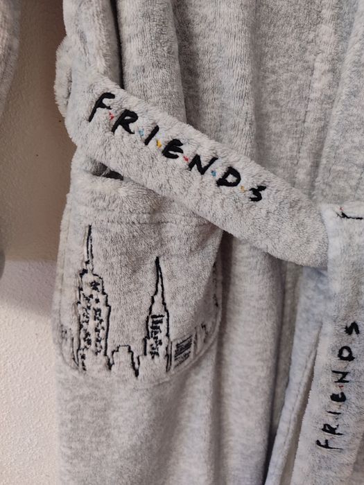 Халат Friends 11-12 лет рост 152 унисекс