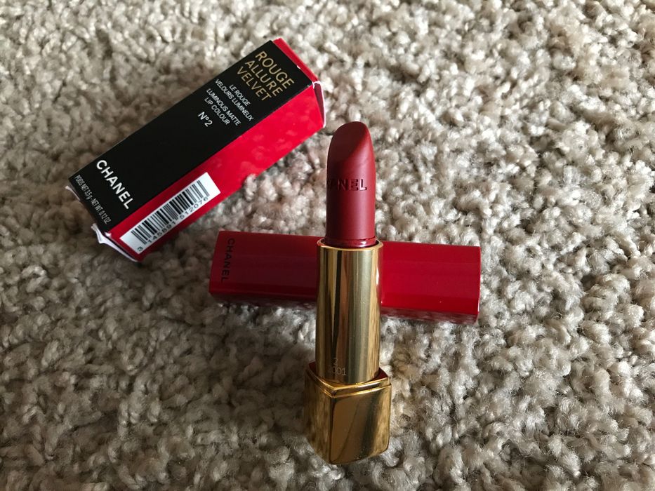 Chanel Rouge Allure Velvet No 2 pomadka do ust szminka