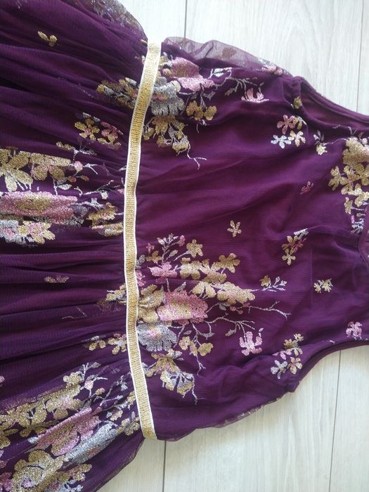 Wizytowa sukienka 146