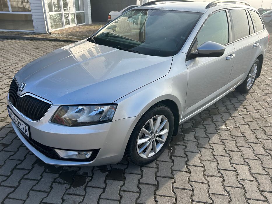 Автомобіль шкода октавія