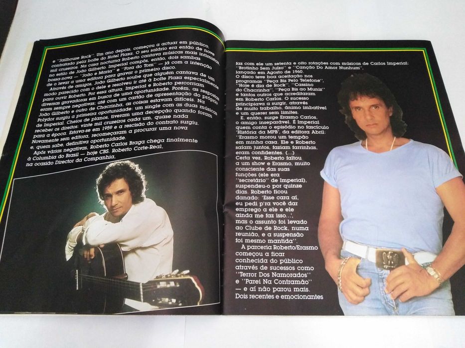 Cassetes/k7s Roberto Carlos + Revista das seleções Readers digest.